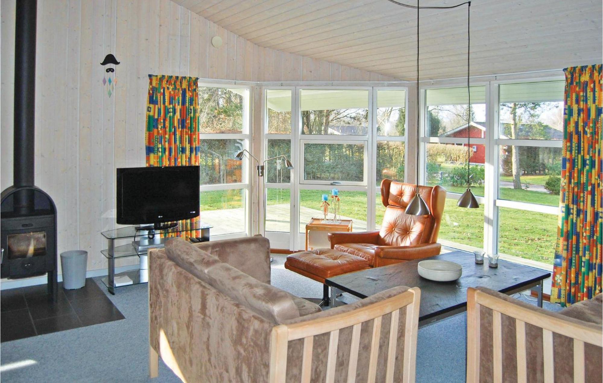 3 Bedroom Cozy Home In Fårvang Exteriér fotografie